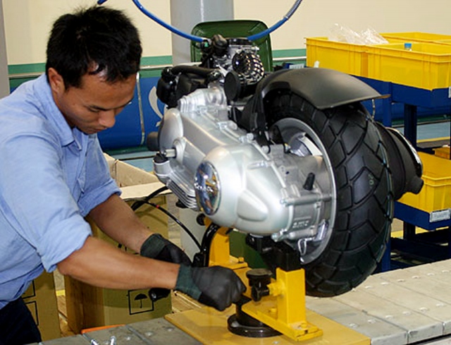 Hướng dẫn khắc phục mùi hơi xăng của xe máy